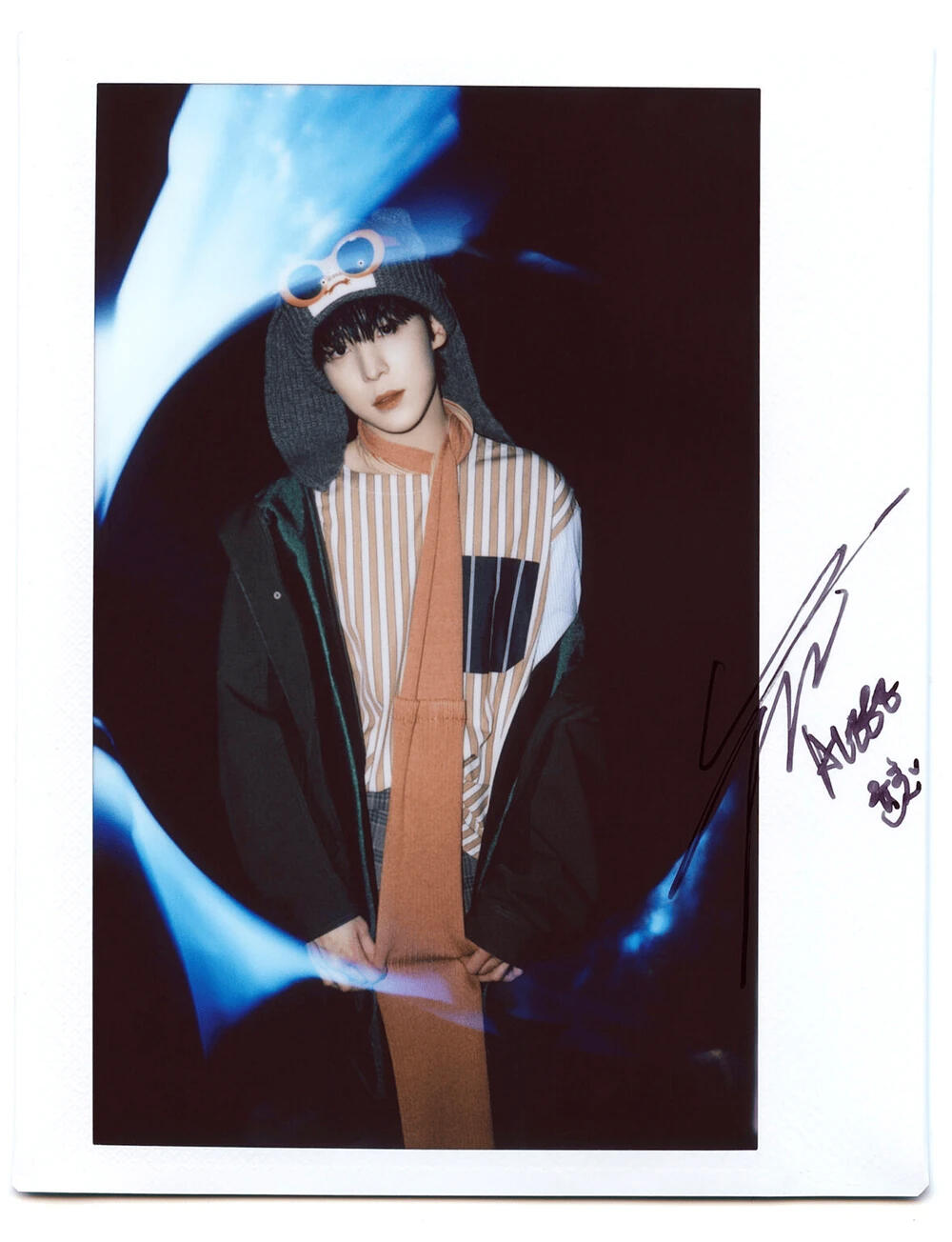 V Magazine: Mini V Summer 2023